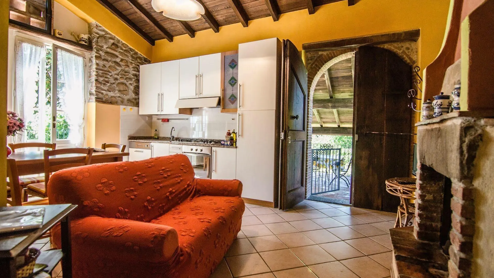 Agriturismo Chioi Barga 0*,
