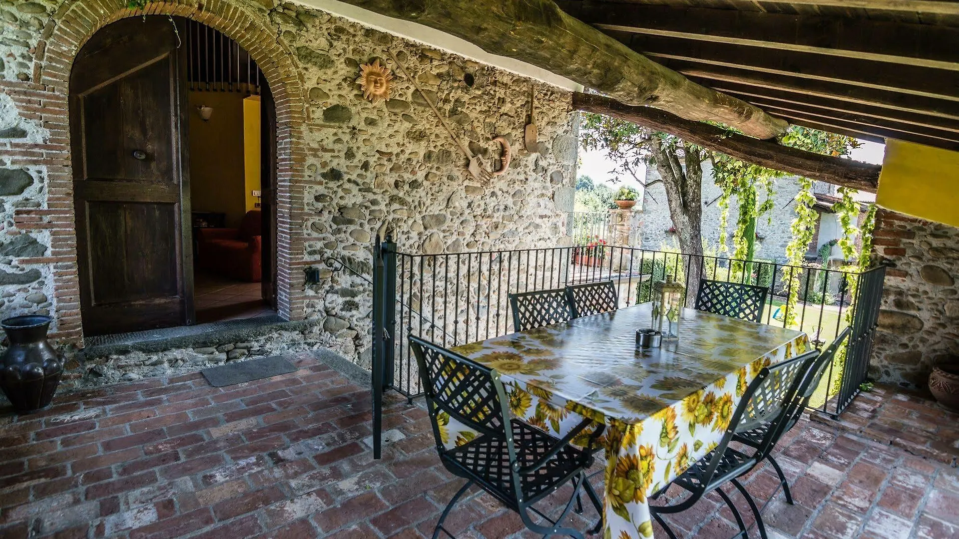 Agriturismo Chioi Barga Alloggio per agriturismo